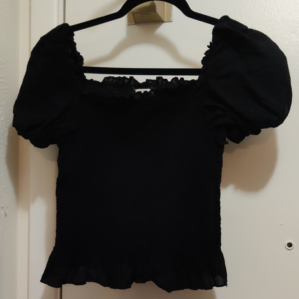 Wonder Nation Elegant Black Puff Sleeve Top